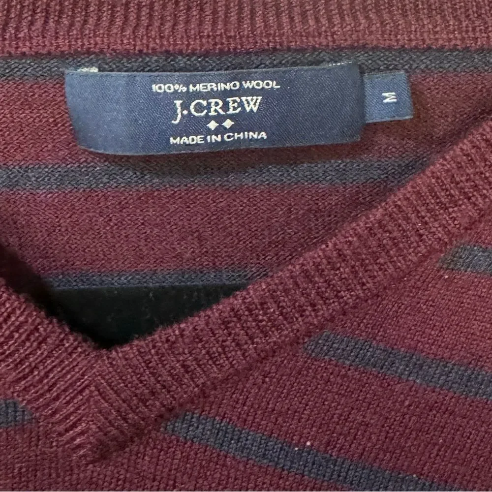 J. CREW V-Neck 100% Merino Wool Sweater Maroon Blue Striped Mens Size Medium